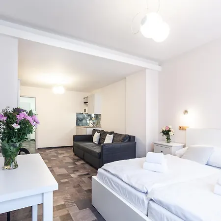 アパート U Zamku